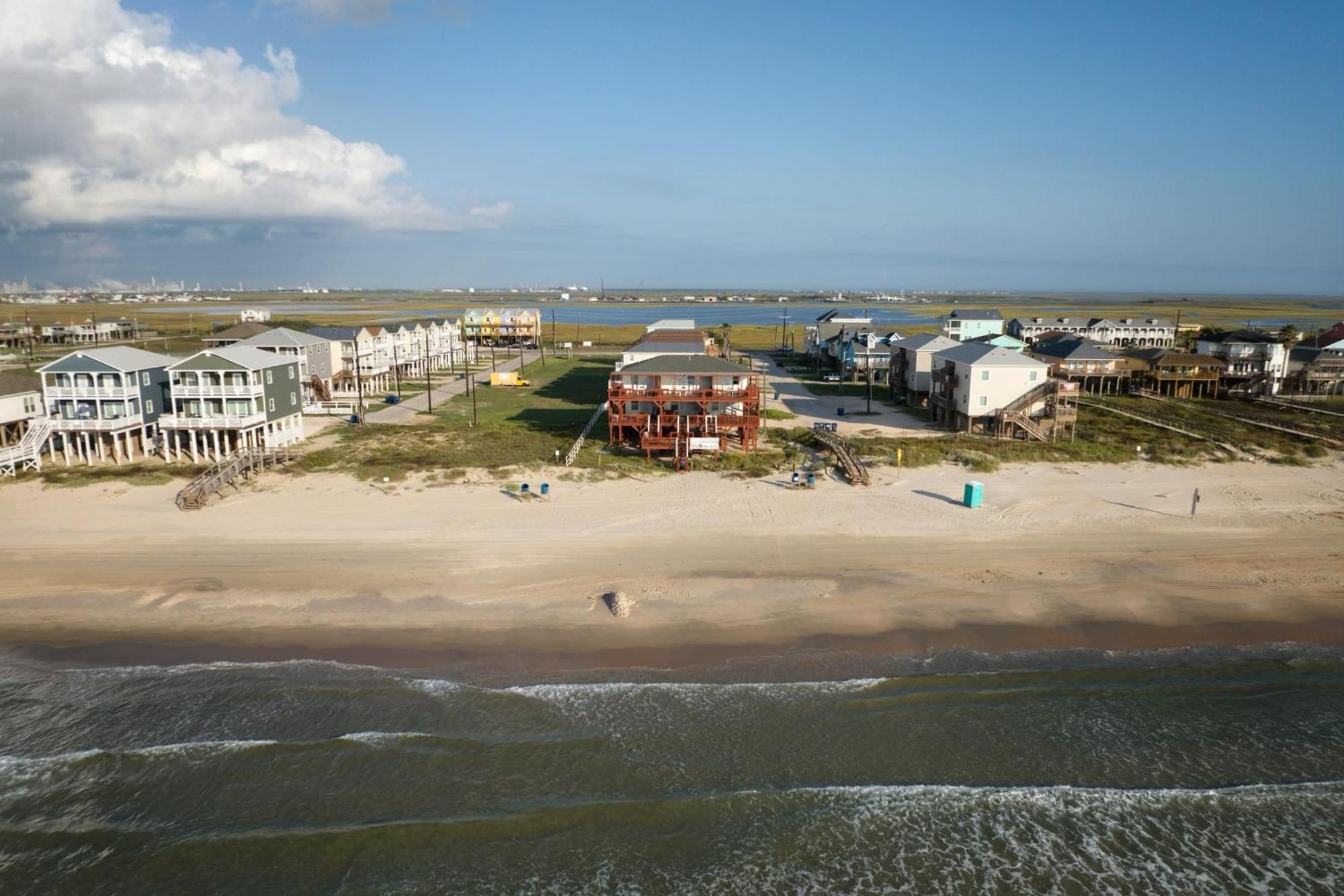 Unobstructed Oceanfront Sea Turtle Unit 2 Beach Pad! Surfside Beach Eksteriør bilde