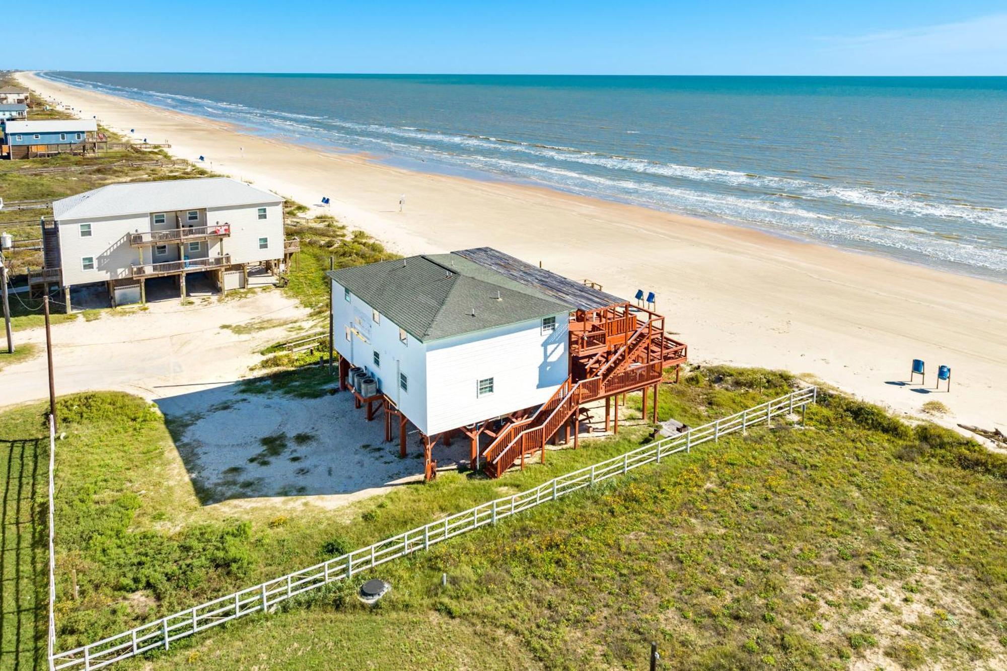 Unobstructed Oceanfront Sea Turtle Unit 2 Beach Pad! Surfside Beach Eksteriør bilde